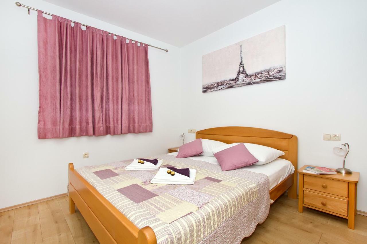 Villa Omis Michy - Family House For Big And Small Groups Dış mekan fotoğraf